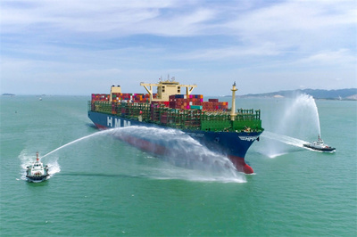 攜手共促'絲路海運'港航貿一體化發展——專訪福建港口集團黨委書記、董事長陳志平